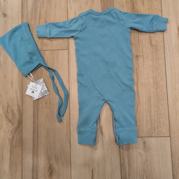 Kate Quinn One Piece with Hat - Picture 6 of 7